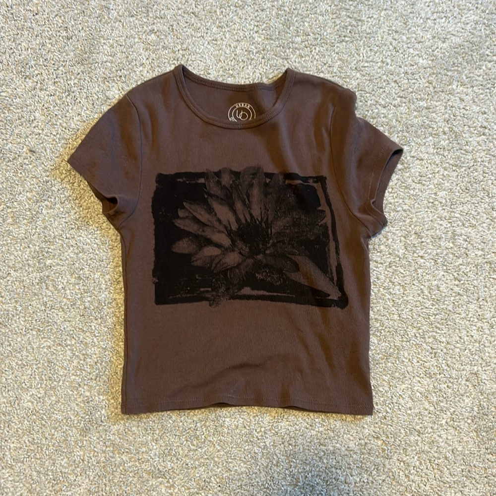 Women’s tight tee